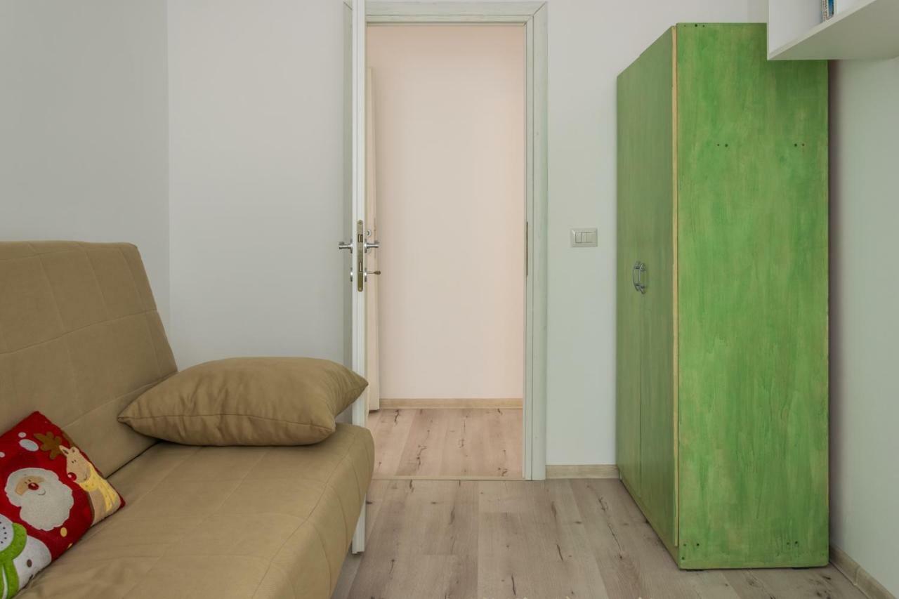 Bike-Friendly Apartment Тімішоара Екстер'єр фото